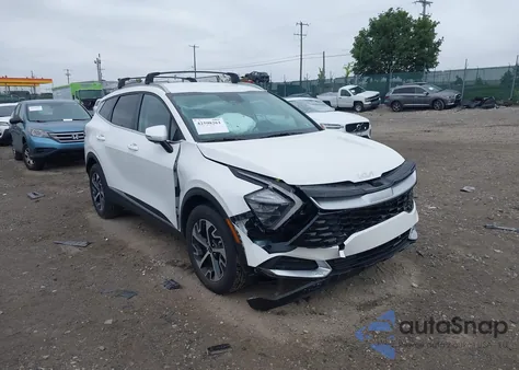 2023 Kia Sportage Hybrid Ex z USA, uszkodzony, nr VIN KNDPVCAG8P7107733